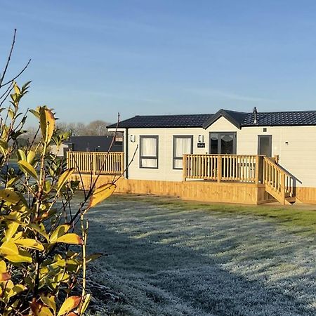 Deer View Lodge Close To Pickering Exterior foto